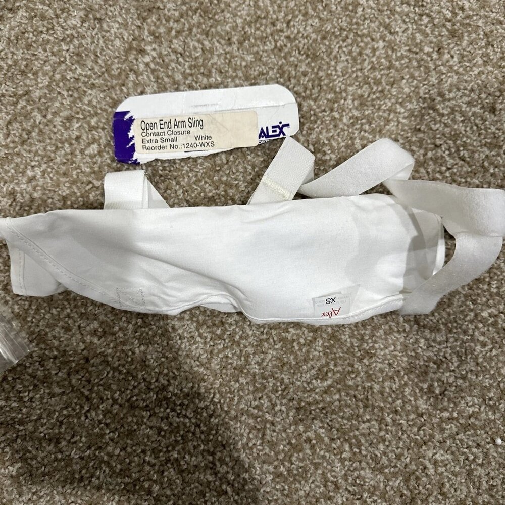 Open End Arm Sling White XS Adjustable Strap ALPX Medical Support Children